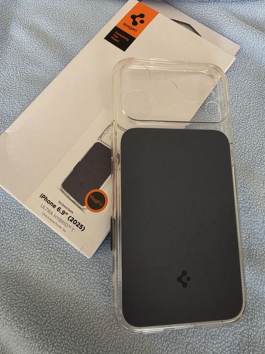 Spigen Capa Ultra Hybrid para um iPhone 17 pro Max. Cor Mattel Blue. Totalmente nova.