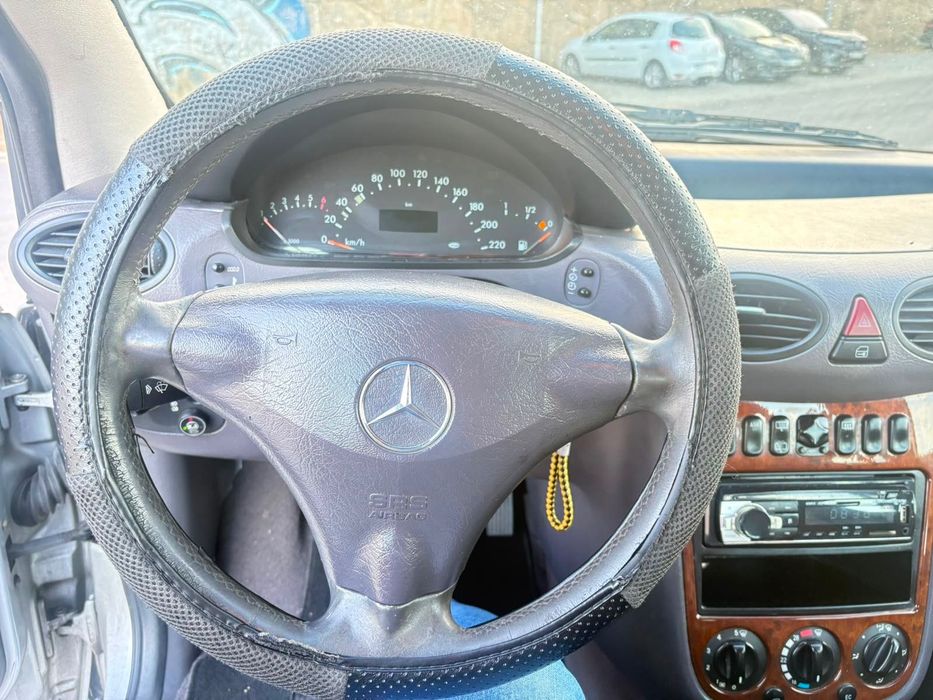 Mercedes A140 económico