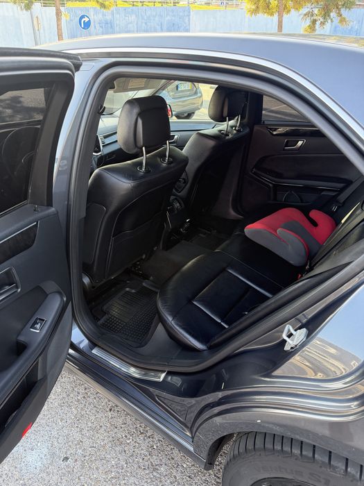 Mercedes benz E220 Avantgard Blue tec