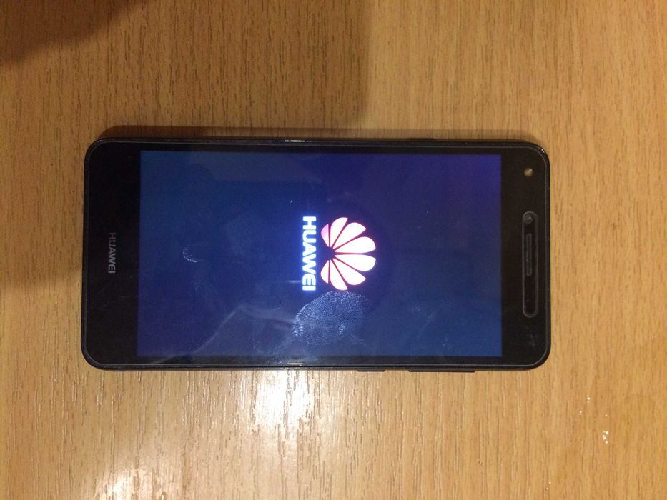 Smartfon czarny Huawei CUN-L21 dual SIM