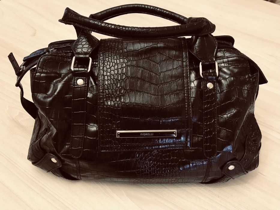 Жіноча сумка в ідеальному стані