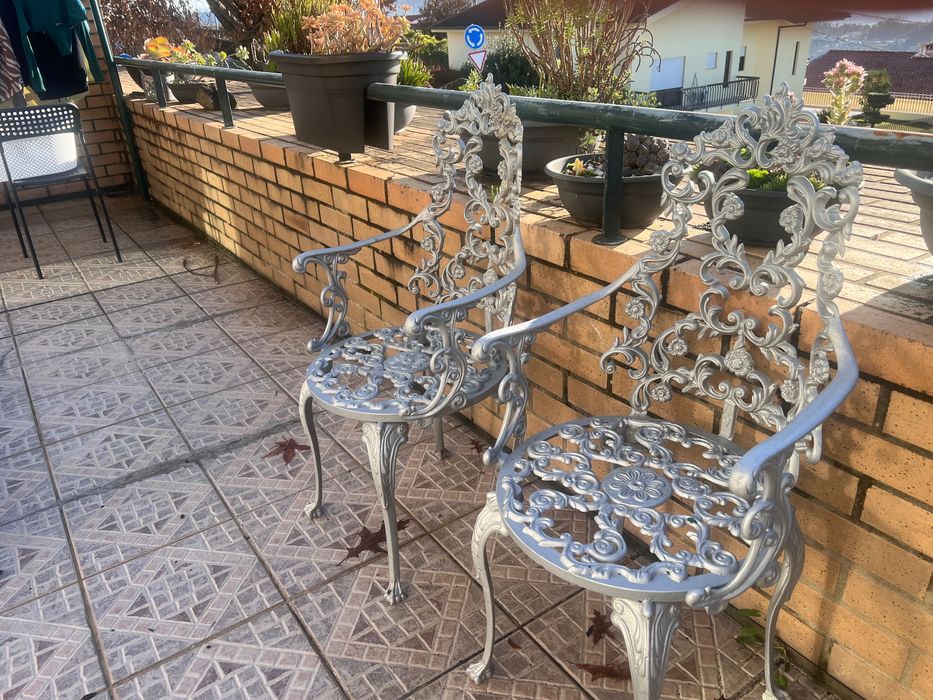 Cadeiras decorativa jardim