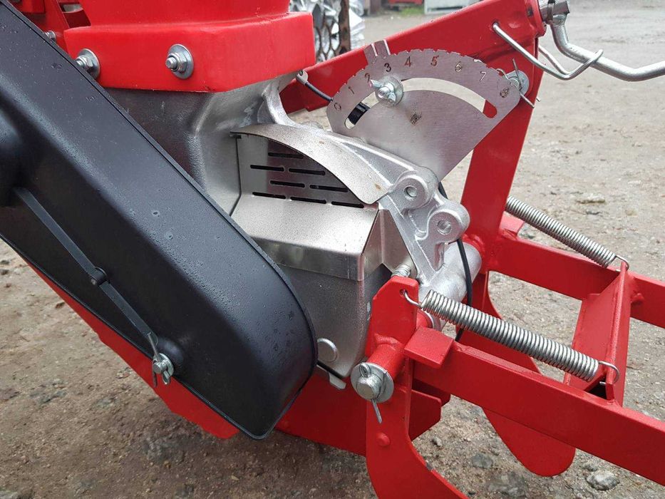 Соняшникова, кукурудзяна сівалка точного висіву УПС 8 завод DEMETRA