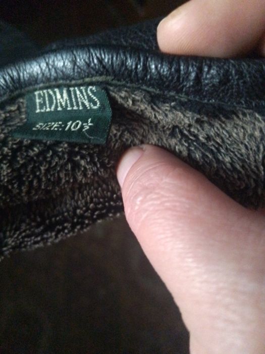 Перчатки мужские кожаные.