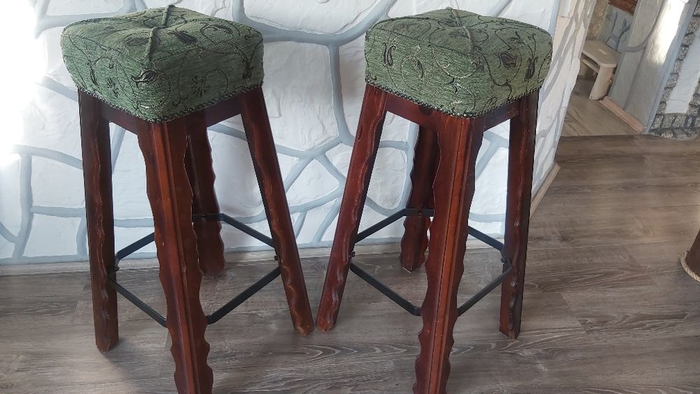 Hokery rustikalne 4 sztuki.