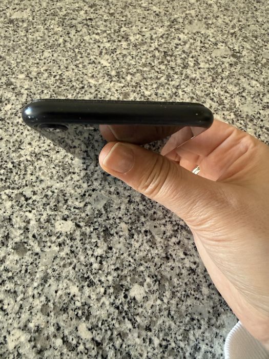 IPhone SE 64GB (2022)