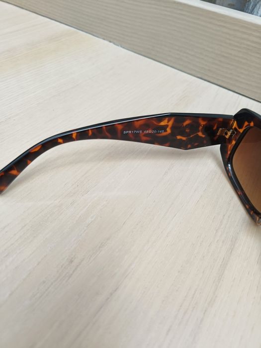 Okulary przeciwsłoneczne Prada