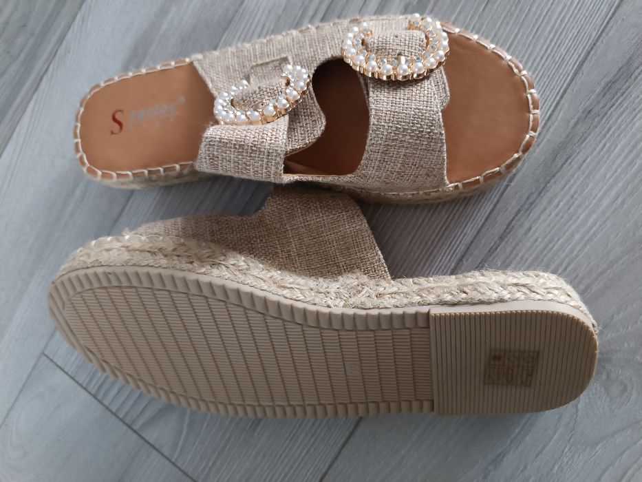 Klapki damskie nowe 39