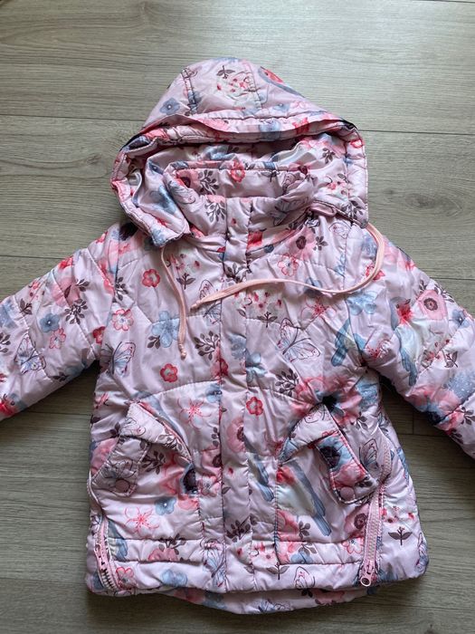 Осіння курточка на дівчинку