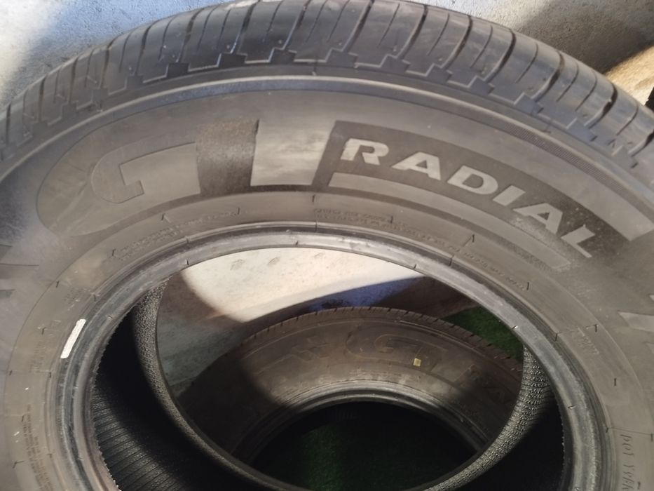 4 pneus 225/70/16.  GT Radial pneu 90% do piso
