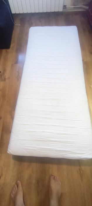 Sprzedam dwa materace 180x200x20