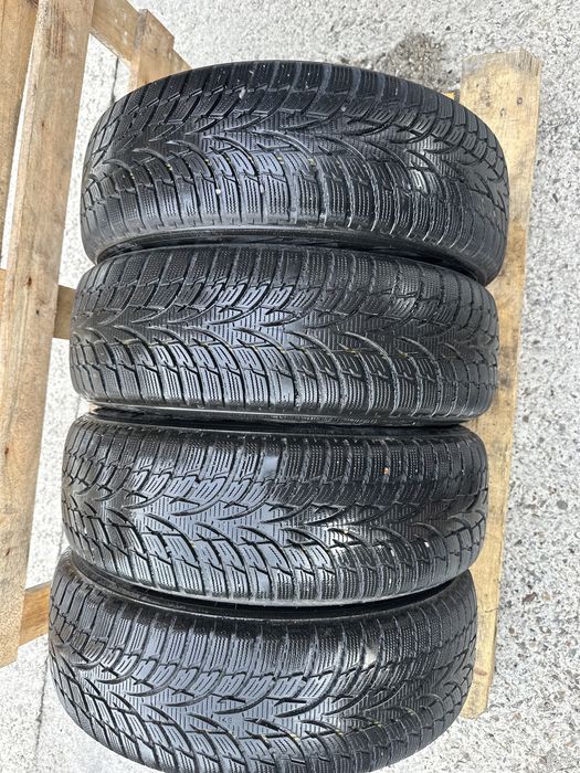Шини зима 185/65 R15 Nokian резина комплект