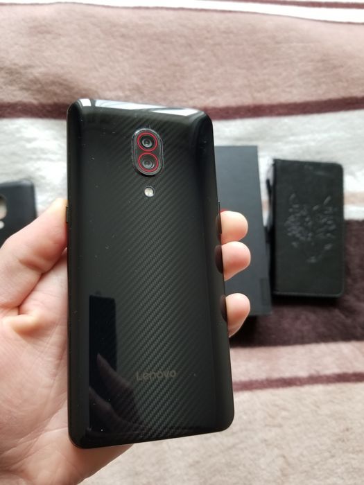 Продам  Lenovo z5 pro gt , 8/256 ,