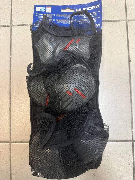 Захист, захисний комплект для роликів, самокатів, скейтів