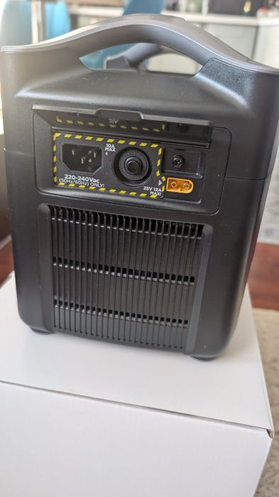 Ecoflow river pro, 720 Wh,  600wt