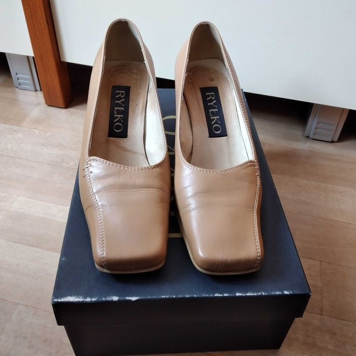 Sprzedam NOWE buty damskie ze skóry Ryłko czółenka
