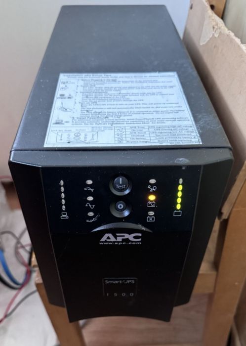 Синусный UPS APC 1500W