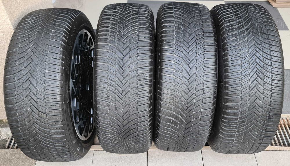 шини 255/45 r20 Bridgestone Weather Control A005evo 7мм/6,5мм рік 2022