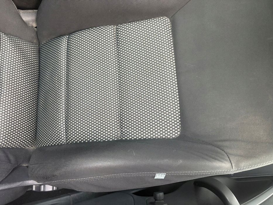 skoda octavia ii kombi kanapa fotele tył tylne podgrzewane