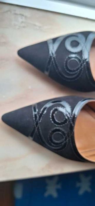 Sapato tacão preto