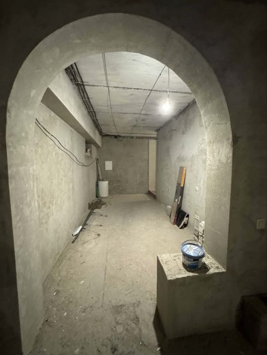 Оренда великого приміщення в центрі Бучі