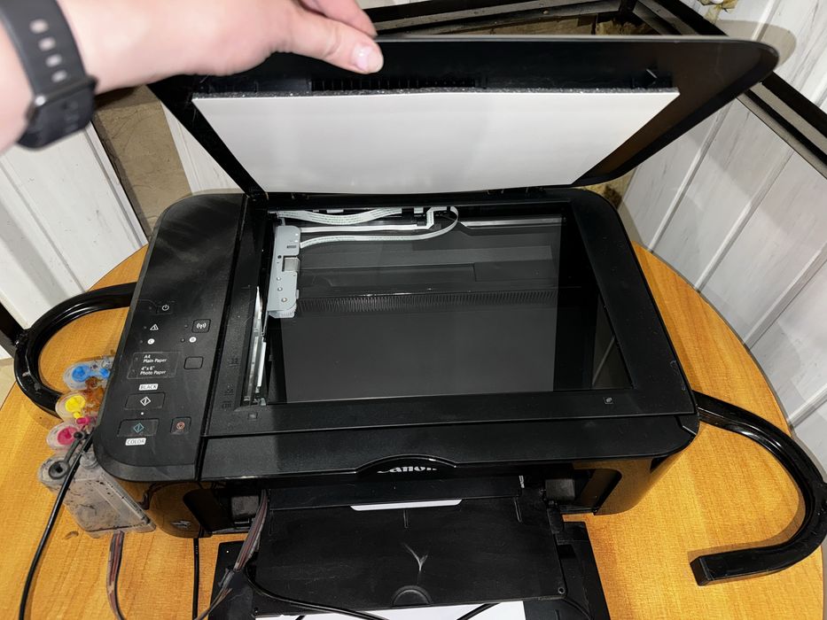 Продам цветной принтер МФУ Canon Pixma MG3640S with Wi-Fi