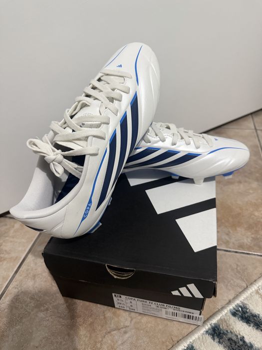 Chuteiras adidas novas