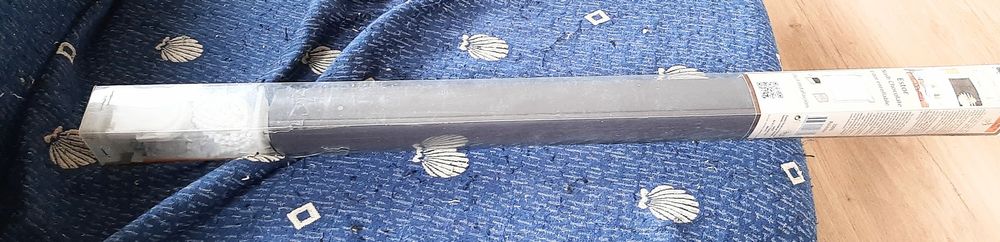 2 blackouts  novos em caixa  da Leroy