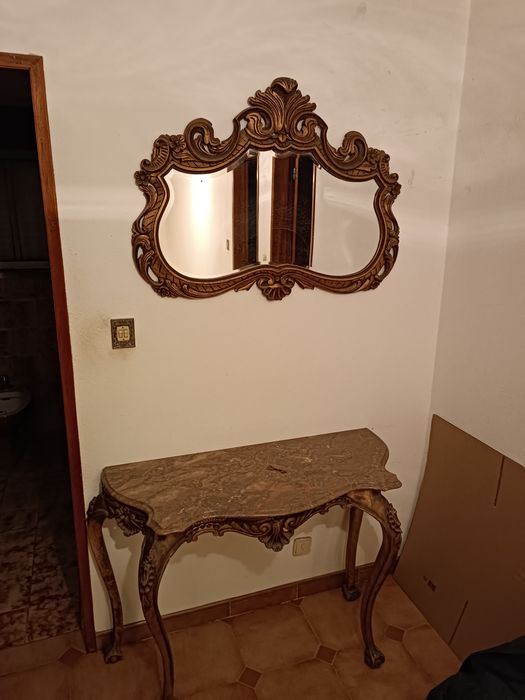 Vendo mesa e espelho
