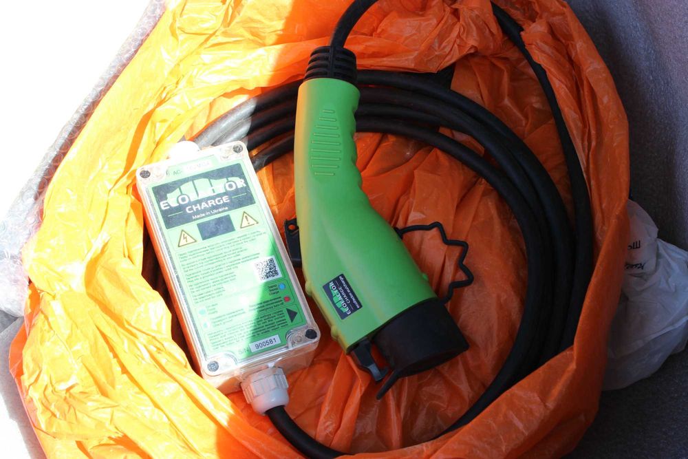 В продаже Nissan Leaf