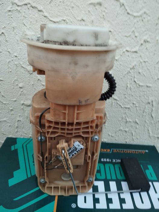 Bomba de gasolina VW polo 9n