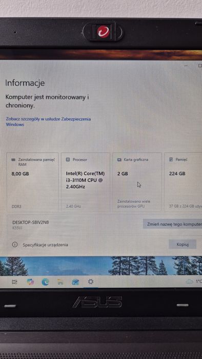 ASUS intel i3 250GB SSD 8GB RAM R500V nVidia