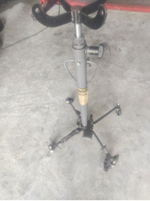 Girafa de 500kg como nova