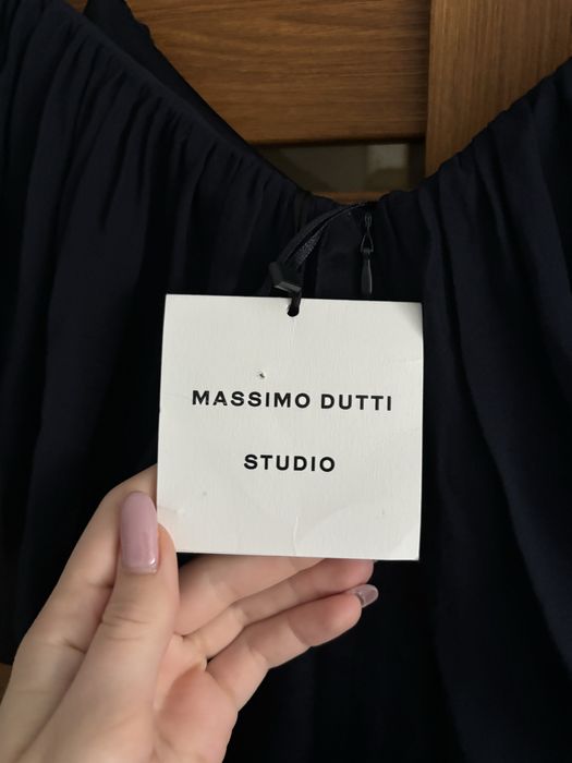 niebieska suknia massimo dutti studio