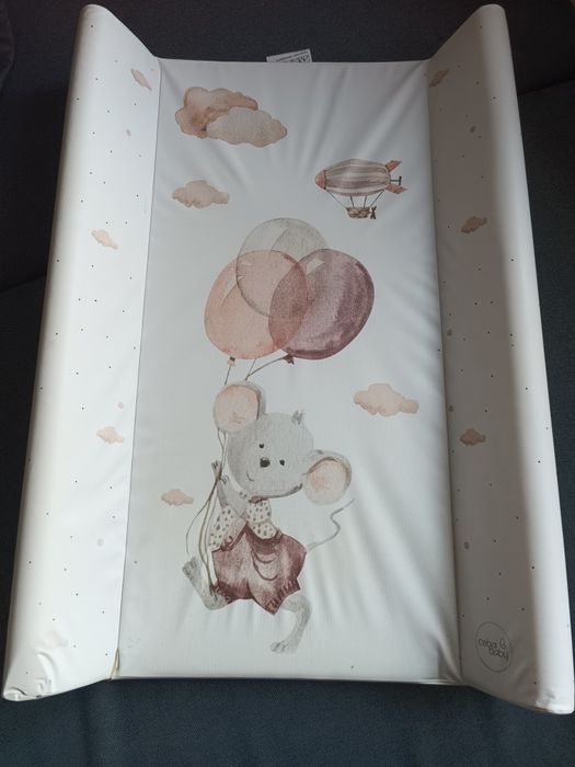 Przewijak niemowlęcy na łóżeczko