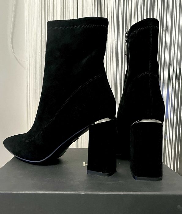 Botki damskie KAZAR - czarny zamsz, na słupku, NOWE, rozmiar 41