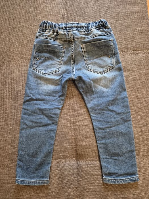 Светрики і джинси George і Next на 2-3 роки