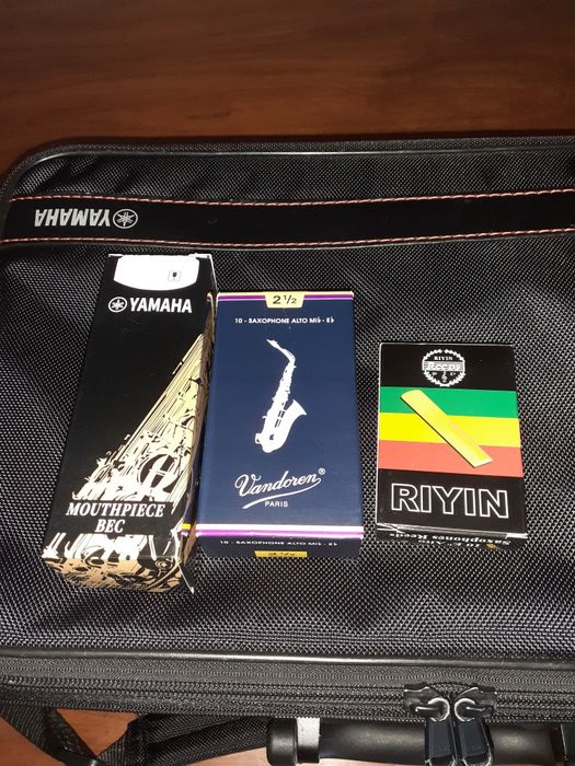 Saxofone alto Yamaha YAS-280 como novo, com ofertas