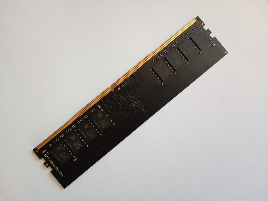 Goodram ddr4 8gb pc4-17000  /   GR2133D464L 15S/8G