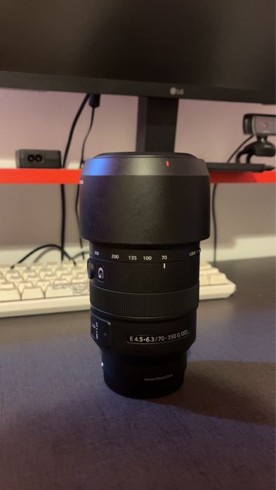 Sony E 70-350mm f/4.5-6.3 G OSS