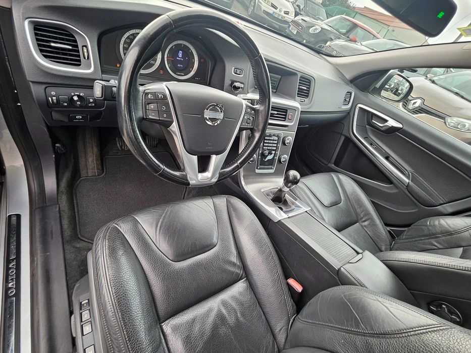 Volvo S50 2.0D-D3 88.000kms Financiamento até 120 Meses, Nacional