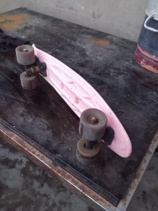 Skate Cruiser...425958162920919043