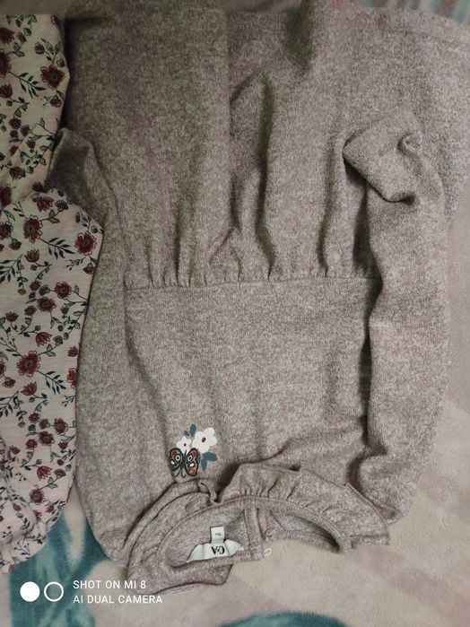 Одяг для дівчинки