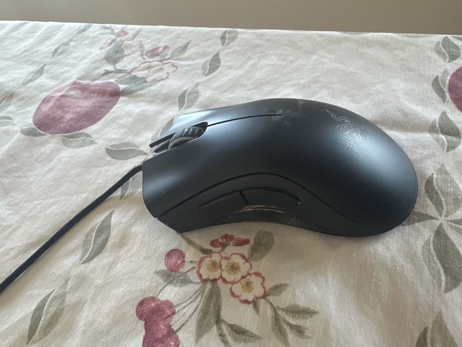 Rato Razer DeathAdder Essential