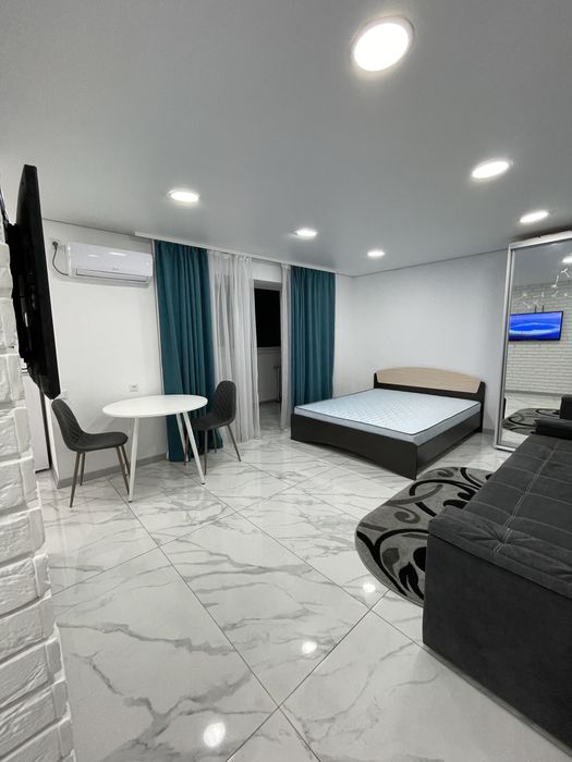 Квартира Словʼянськ центр подобово Люкс