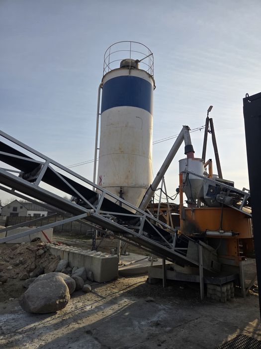 Silos 25 tonowy Cement Pasze