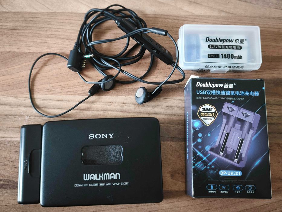 Walkman Sony WM-EX511 ze pilotem, słuchawkami i adapterm baterii-REZERWACJA do 1.09