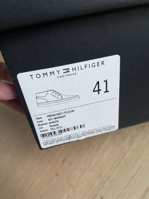Tommy hilfiger r. 41 meskie botki trzewiki buty granatowe za kostke