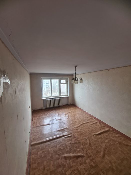 4 к. квартира в Центре. 3 я Слободская