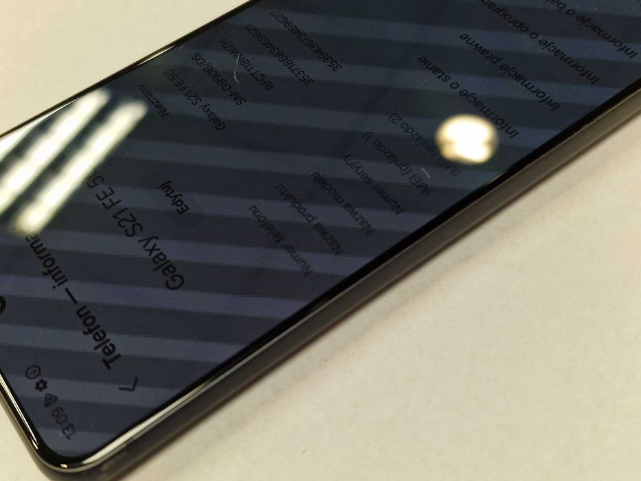Samsung Galaxy S21 FE 5G/ 6GB/ 128GB/ Graphite/ Grade C + ładowarka